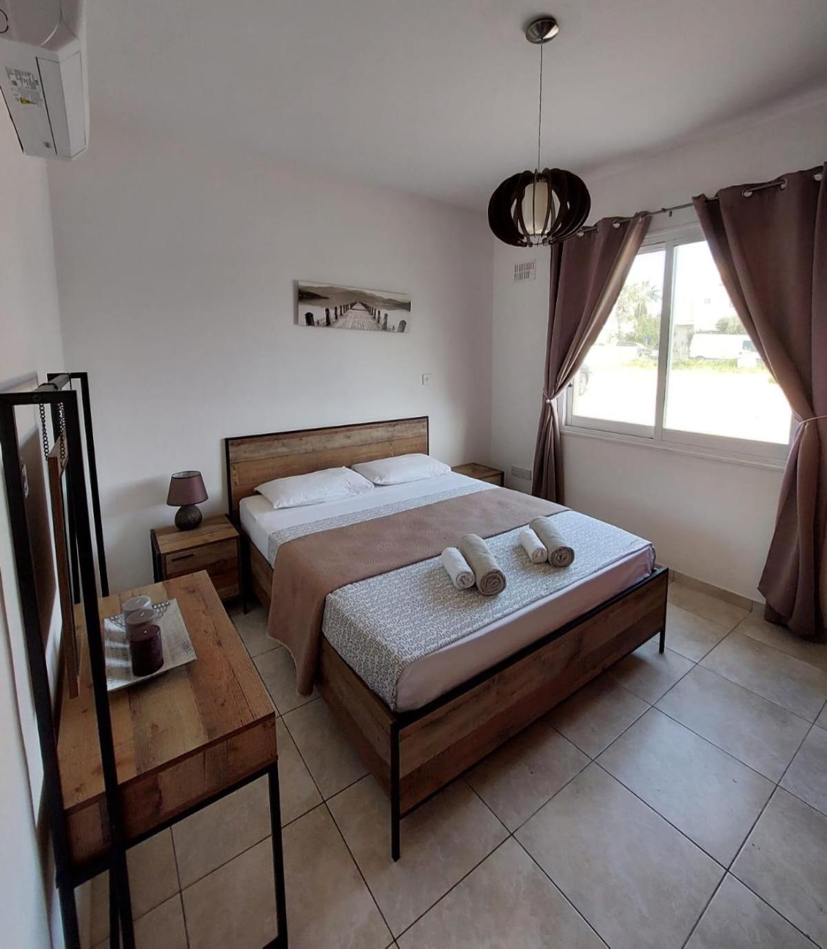 Joanne'S Cosy 1 Bdrm Apt Пафос Екстериор снимка