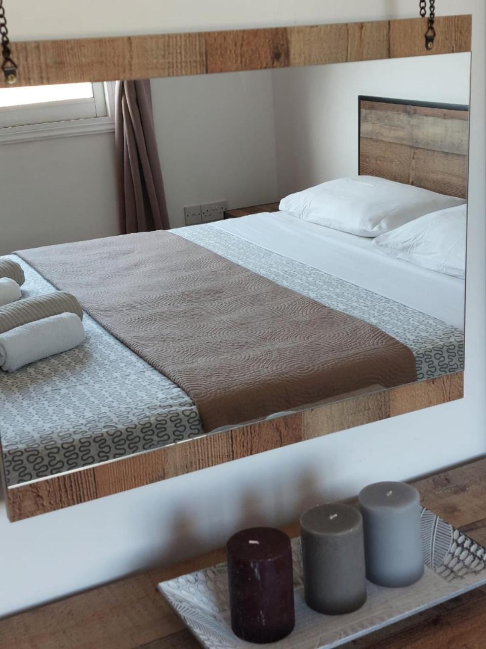 Joanne'S Cosy 1 Bdrm Apt Пафос Екстериор снимка